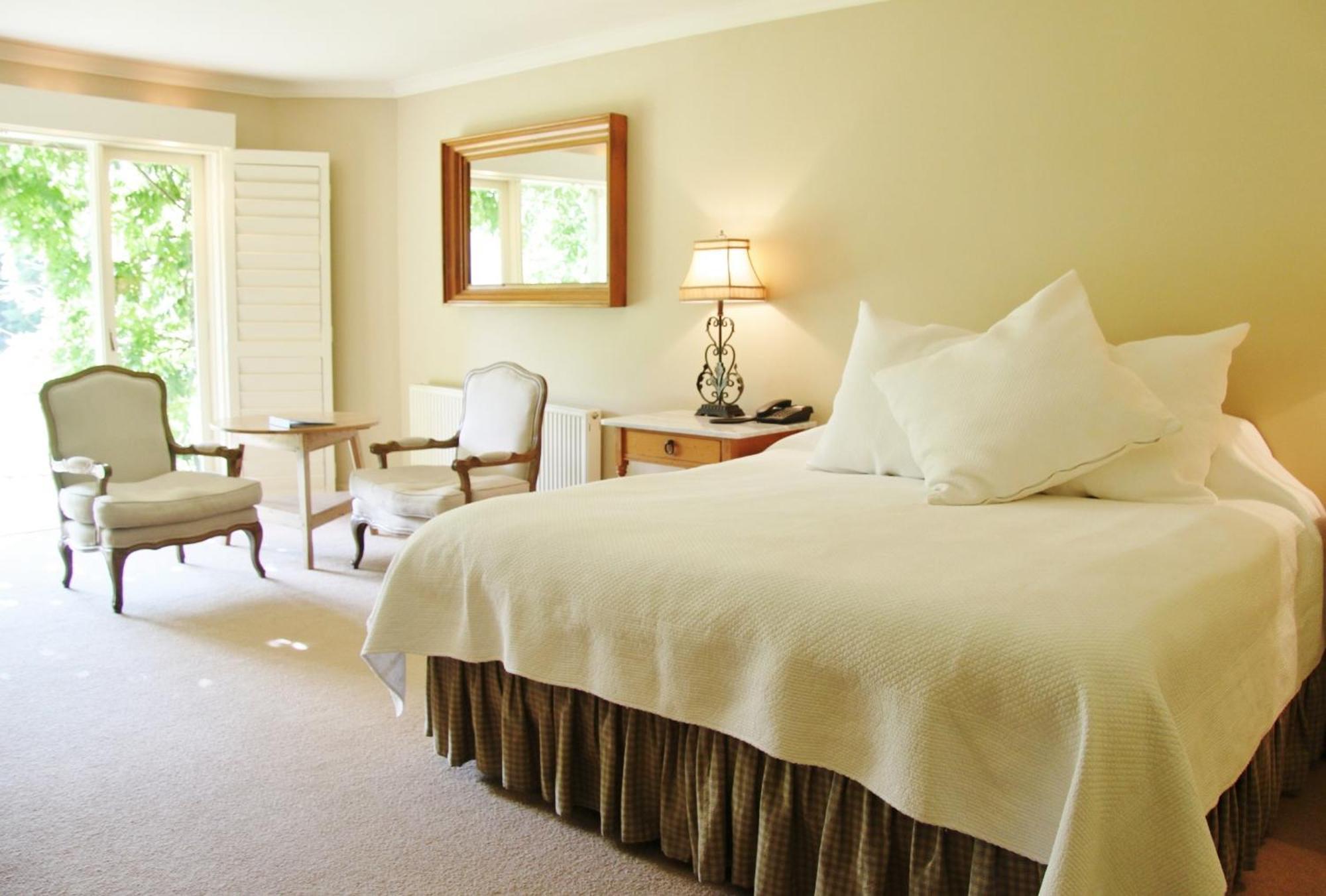 Milton Park & Spa Country house *